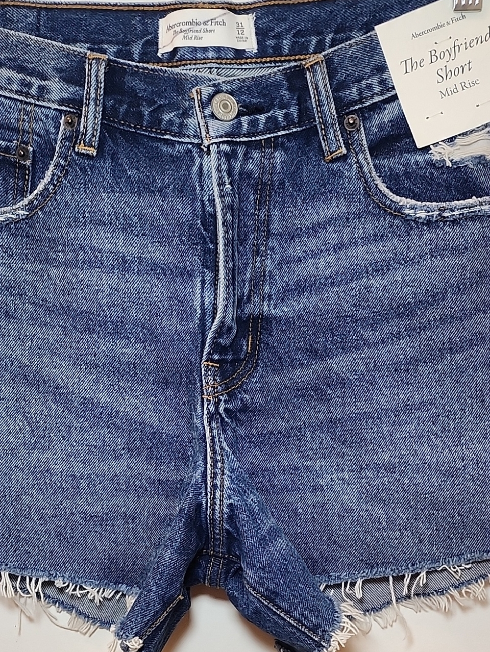 Abercrombie&Fitch The Boyfriend Short  mid-rise medium wash distressed Sz 31/12 - Picture 9 of 16